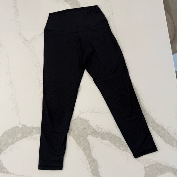 SHEFIT Boss Leggings High Rise 7/8 Length Compression Women’s Luxe/Large Black - Picture 7 of 13